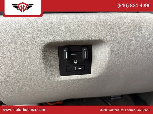 Used 2013 Chevrolet Tahoe LTZ AWD/4WD image 48