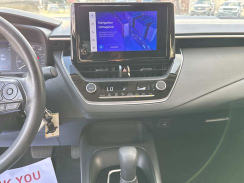 Used 2024 Toyota Corolla LE image 41