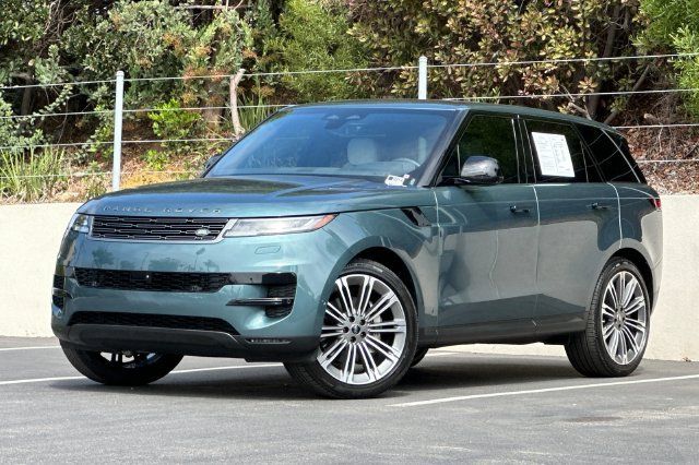 Certified 2025 Land Rover Range Rover Sport SE AWD/4WD image 1