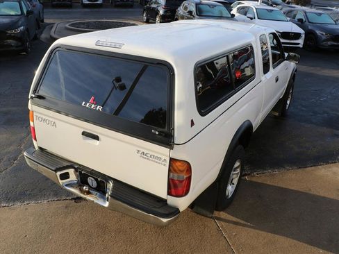 Used 1999 Toyota Tacoma PreRunner image 4