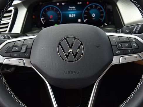 New 2026 Volkswagen Atlas Cross Sport SEL AWD/4WD image 17