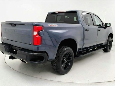 Used 2021 Chevrolet Silverado 1500 LT Trail Boss w/ Convenience Package II AWD/4WD image 5