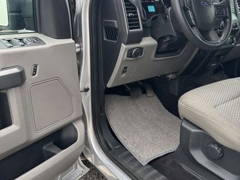 Used 2018 Ford F150 XLT image 1