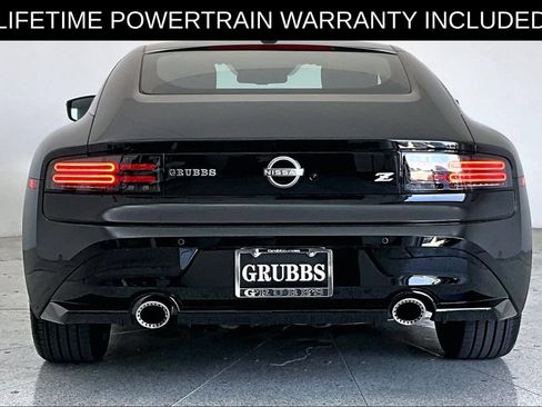 Used 2025 Nissan Z Sport w/ Floor Mat Package RWD image 5