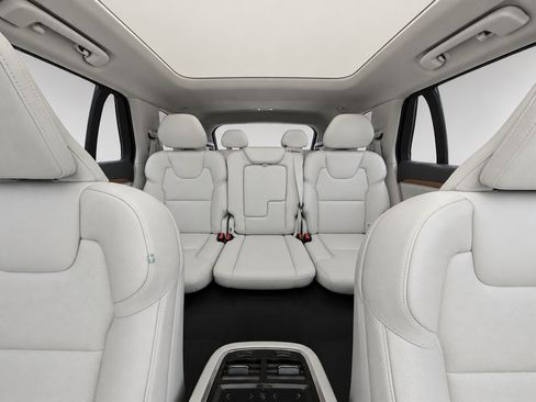 Used 2022 Volvo XC90 T6 Momentum w/ Advanced Package AWD/4WD image 23