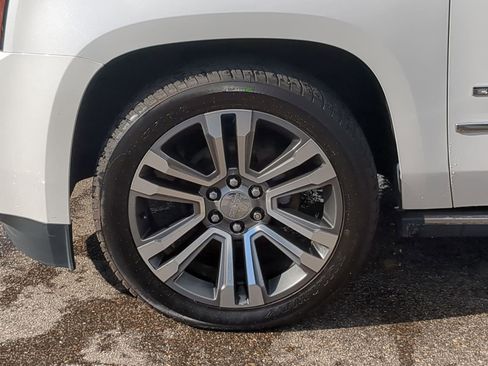 Used 2018 GMC Yukon Denali w/ Denali Ultimate Package image 19