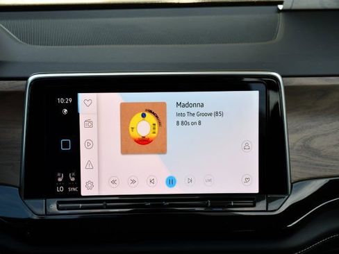 New 2026 Volkswagen Atlas SE image 25