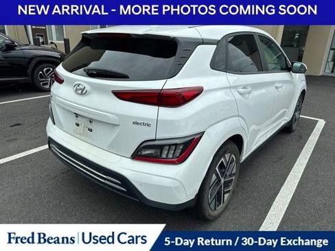 Used 2023 Hyundai Kona Limited FWD image 6