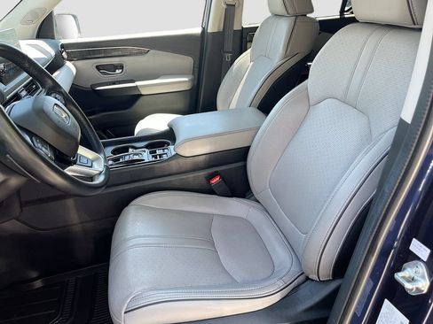 Used 2024 Honda Pilot Elite image 22