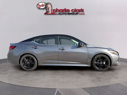 Certified 2023 Nissan Sentra SR w/ Midnight Edition Package FWD image 6