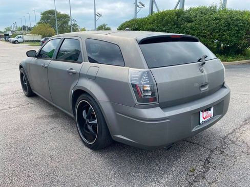 Used 2005 Dodge Magnum R/T w/ Convenience Group II RWD image 6