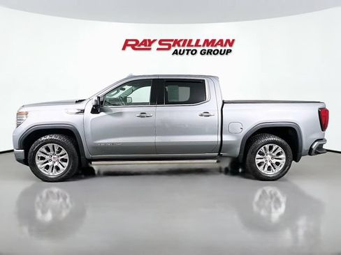 Used 2023 GMC Sierra 1500 Denali w/ Technology Package AWD/4WD image 4