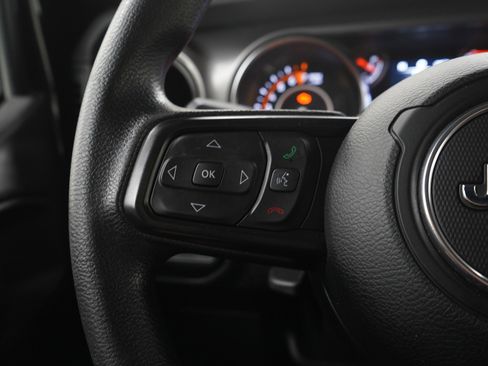 Used 2021 Jeep Wrangler Sport AWD/4WD image 22