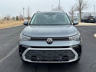 New 2026 Volkswagen Taos SE video 2