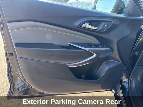 Used 2025 Chevrolet Trax ACTIV w/ Sunroof Package FWD image 12