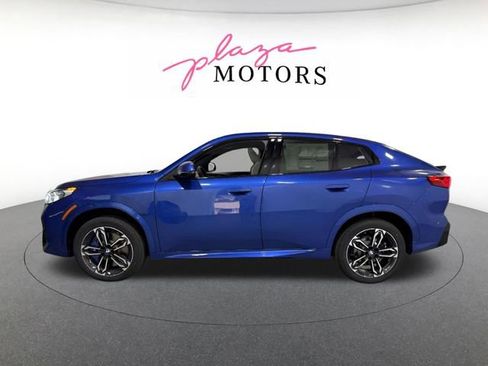 New 2026 BMW X2 xDrive28i w/ Technology Package AWD/4WD image 2