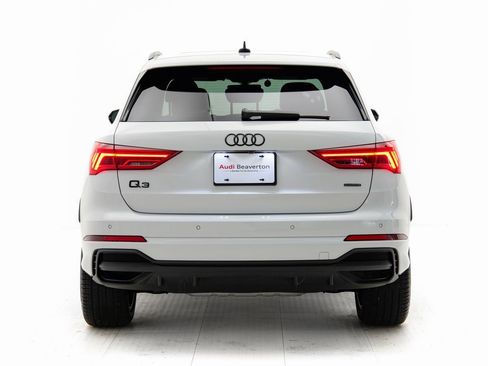Certified 2024 Audi Q3 2.0T Premium image 6