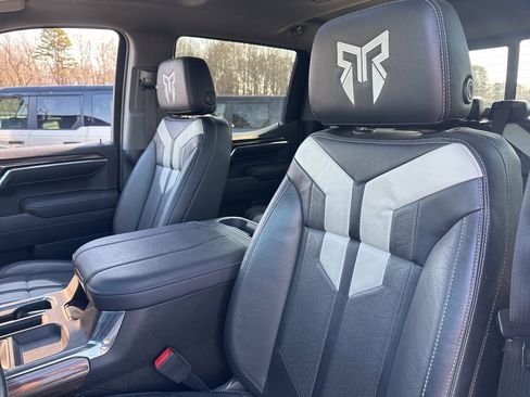 Used 2023 Chevrolet Silverado 1500 RST w/ All Star Edition Plus image 27