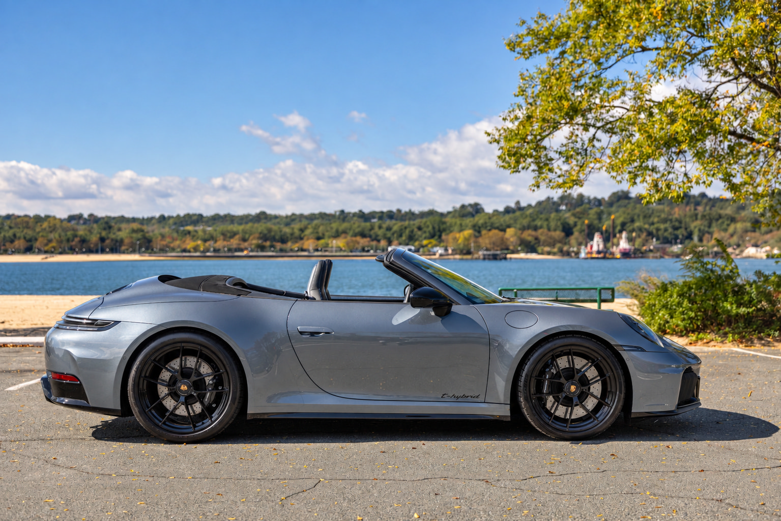 Used 2026 Porsche 911 Carrera GTS RWD image 7