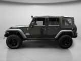 Used 2010 Jeep Wrangler Unlimited Sport image 2