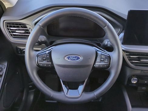 Used 2023 Ford Escape SE image 22