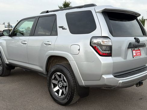 Used 2023 Toyota 4Runner TRD Off-Road Premium w/ Moonroof Package AWD/4WD image 3