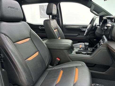 Used 2024 GMC Sierra 1500 AT4 w/ Technology Package image 49