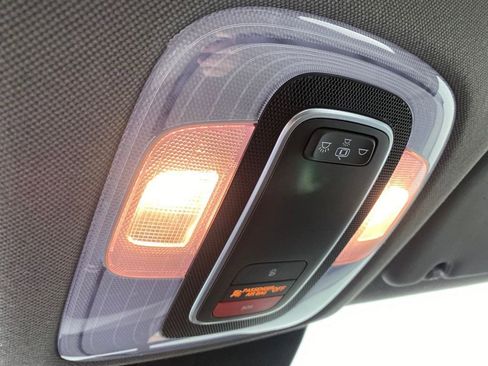 Used 2022 Hyundai Elantra SEL w/ Cargo Package image 23