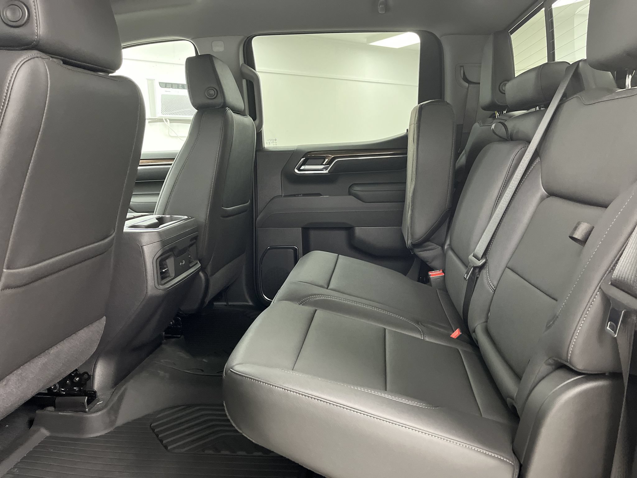 New 2026 Chevrolet Silverado 1500 RST w/ RST All Star Premium Package AWD/4WD image 15