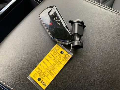 Used 2025 Volkswagen Atlas SE FWD image 44