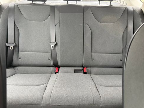 Used 2025 Kia K4 LXS image 39