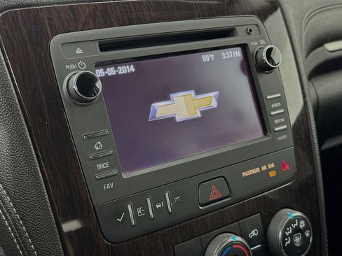 Used 2017 Chevrolet Traverse LT image 14