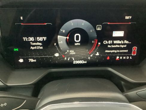 Used 2025 GMC Acadia Elevation FWD image 18