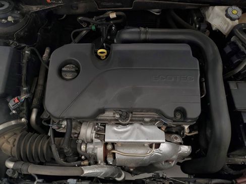 Used 2023 Chevrolet Malibu LT w/ Driver Confidence Package FWD image 11