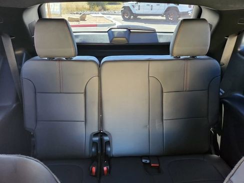 Certified 2023 Chevrolet Traverse RS image 24