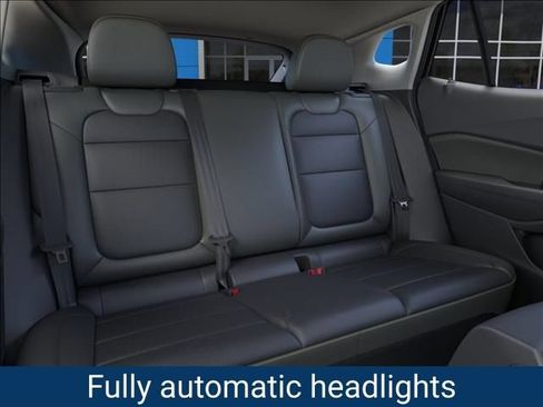 New 2026 Chevrolet Trax ACTIV w/ Sunroof Package FWD image 19
