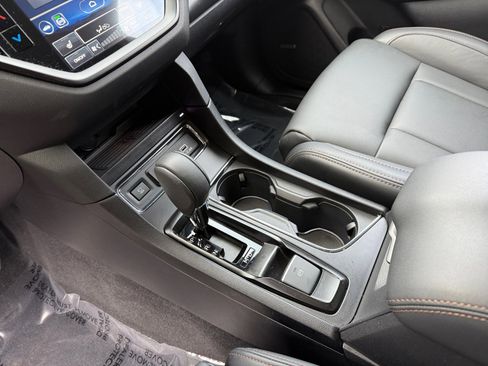 Certified 2025 Subaru Ascent Bronze Edition w/ Popular Package #2 image 13