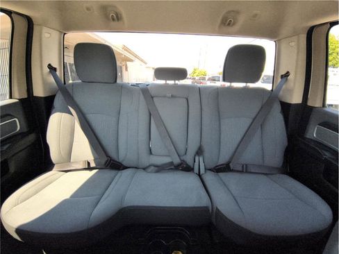 Used 2019 RAM 2500 Big Horn AWD/4WD image 8
