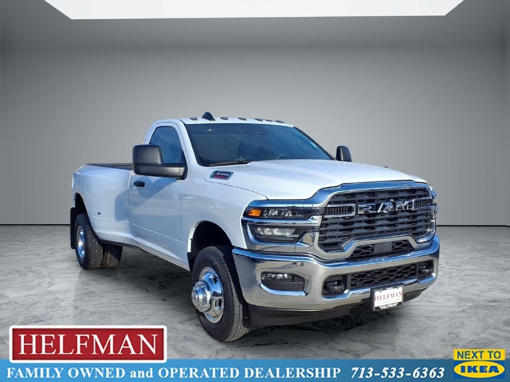 Used 2026 RAM 3500 Tradesman w/ Chrome Appearance Group A AWD/4WD image 1