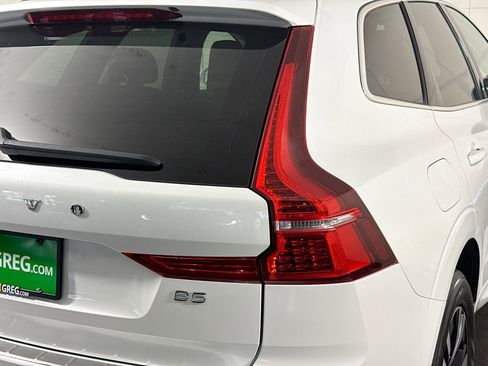 Used 2023 Volvo XC60 B5 Core FWD image 34
