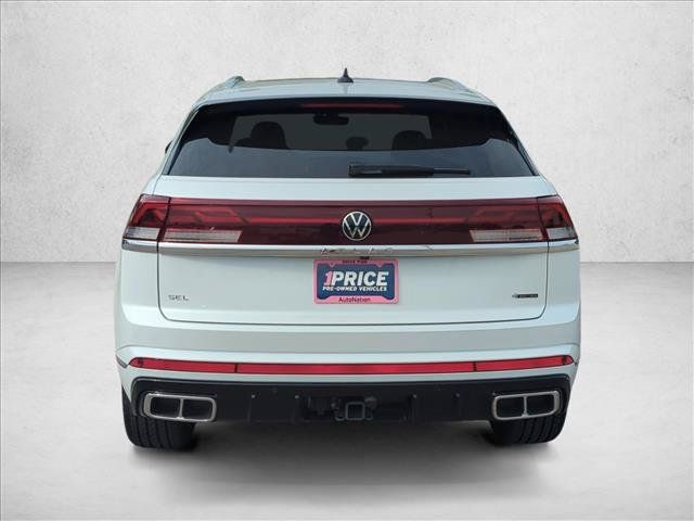 Used 2025 Volkswagen Atlas Cross Sport SEL Premium R-Line AWD/4WD image 8