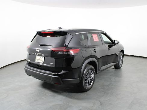 Certified 2024 Nissan Rogue S AWD/4WD image 16