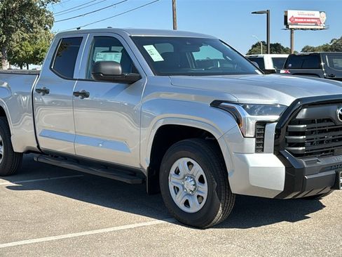 New 2026 Toyota Tundra SR image 3