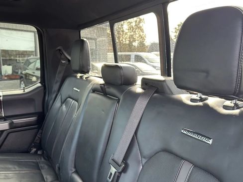 Used 2016 Ford F150 Platinum w/ Technology Package AWD/4WD image 19