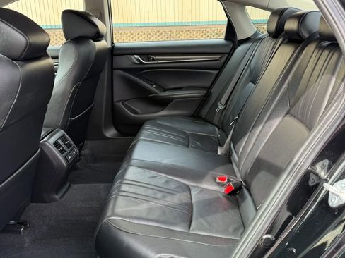 Used 2021 Honda Accord EX-L image 11