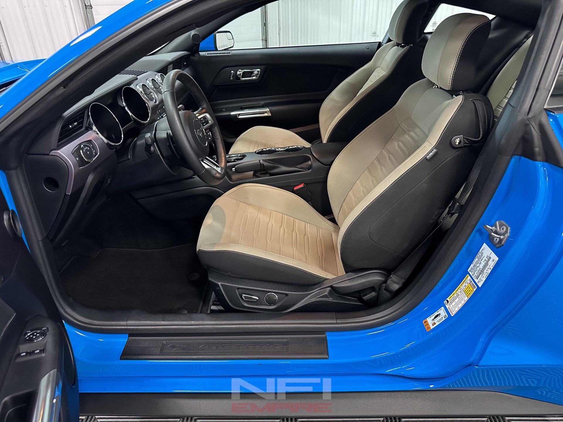 Used 2017 Ford Mustang GT RWD image 31