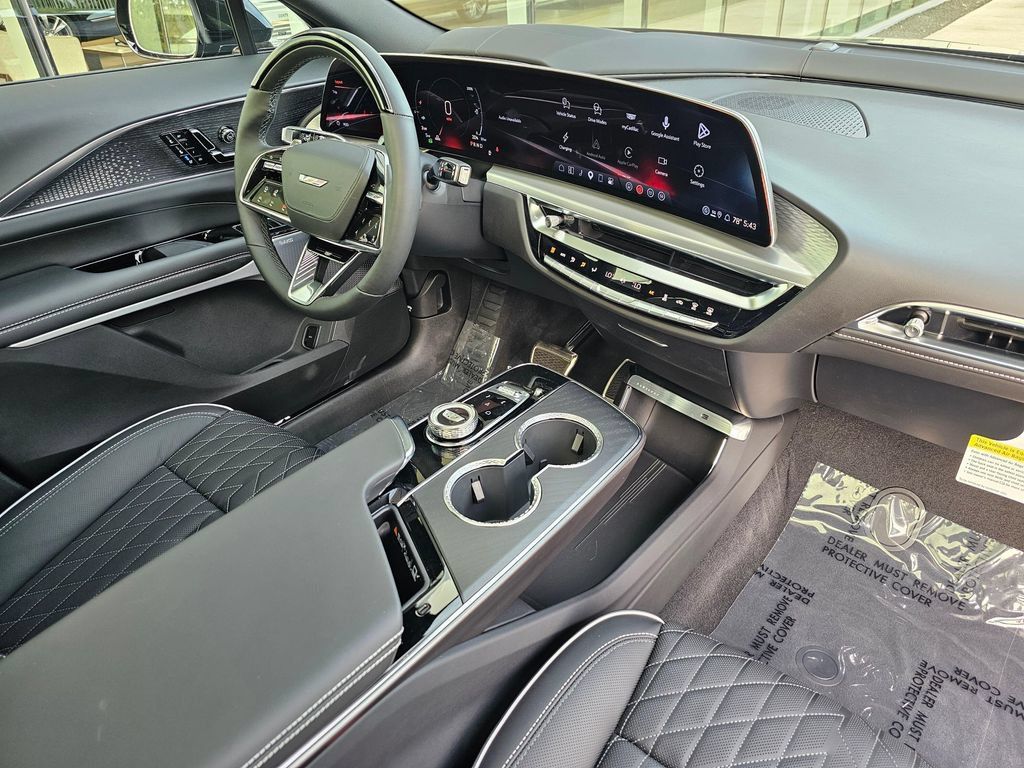 New 2027 Cadillac Lyriq V Premium AWD/4WD image 10
