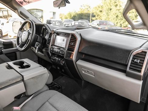 Used 2019 Ford F150 XLT image 10