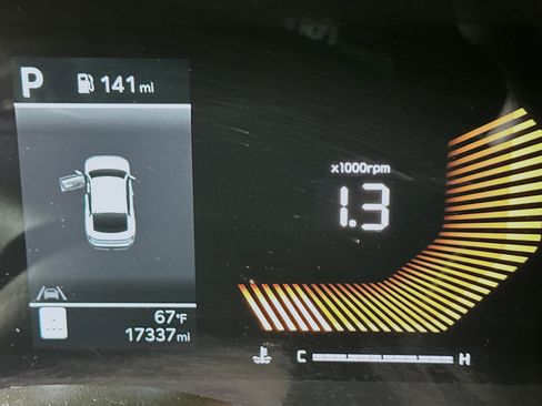 Used 2025 Kia K4 LX image 18