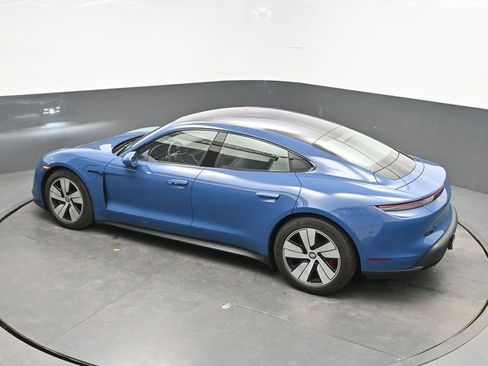 Used 2022 Porsche Taycan 4S image 31